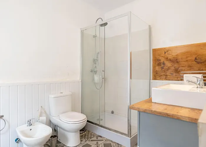 Olive3 אכסניה *